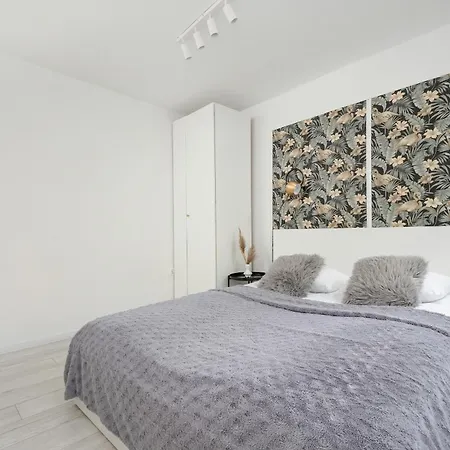 Apartment Stylowy W Lodzi By Renters